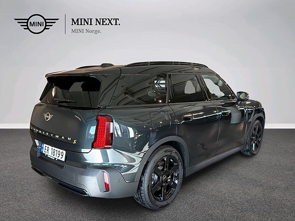 MINI Countryman SE 5 of 12
