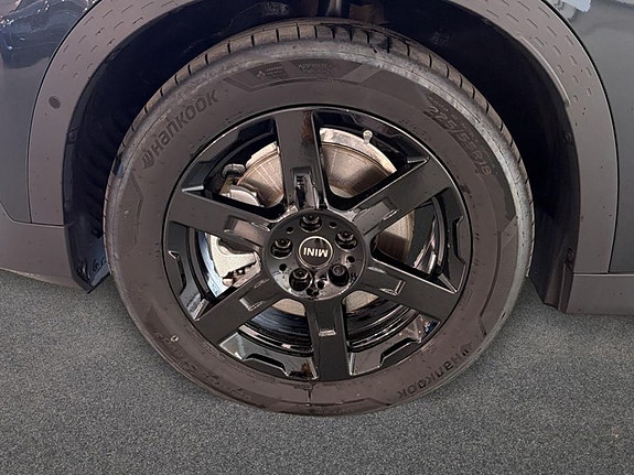 MINI Countryman SE 12 of 12