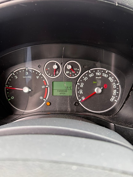 Ford Transit Connect 6 of 17