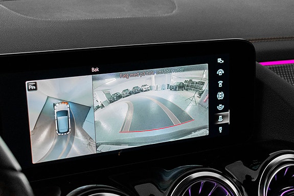 Mercedes-Benz EQA300 19 of 22