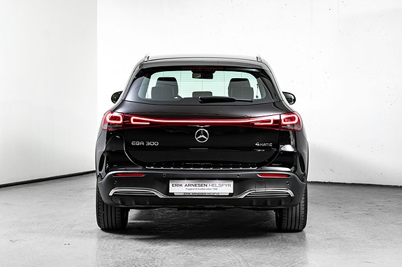 Mercedes-Benz EQA300 5 of 22