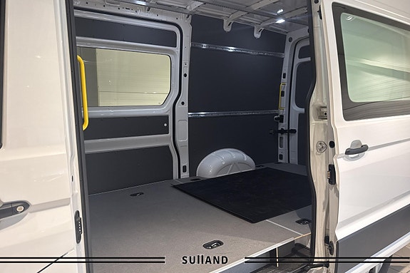 Volkswagen Crafter 7 of 8