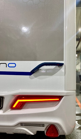 Knaus Travelino | Batteripakke | Kun 750 kg egenvekt | Fukt- og gasstest | Nye dekk 11 of 30