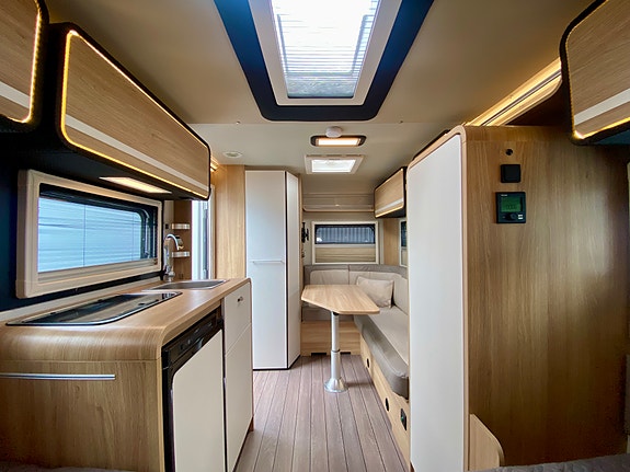 Knaus Travelino | Batteripakke | Kun 750 kg egenvekt | Fukt- og gasstest | Nye dekk 15 of 30