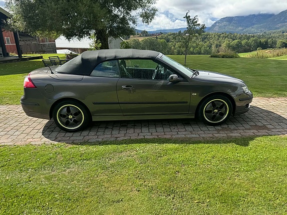Saab 9-3 2 of 15