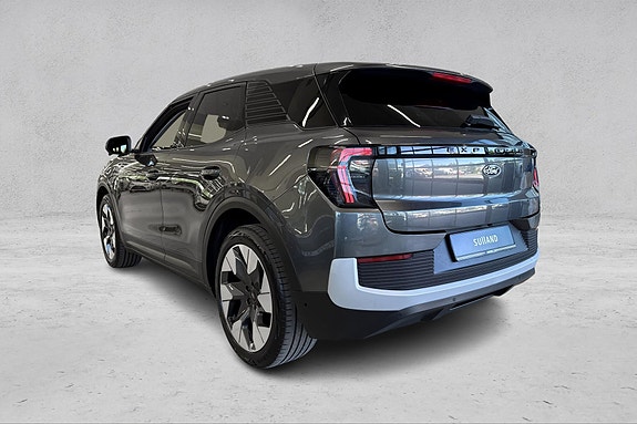 Ford Explorer 3 of 25