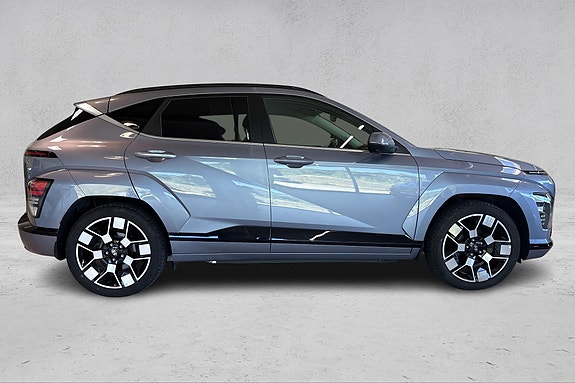 Hyundai Kona 6 of 17