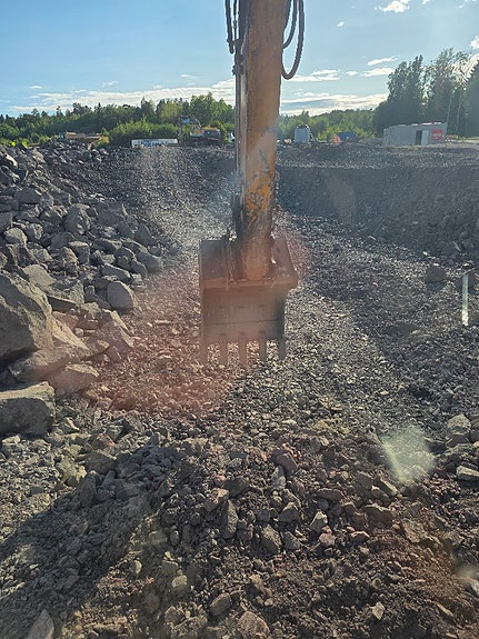 Liebherr R936 13 of 13