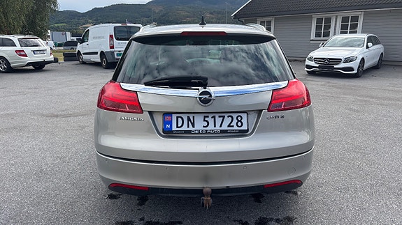 Opel Insignia 4 of 30