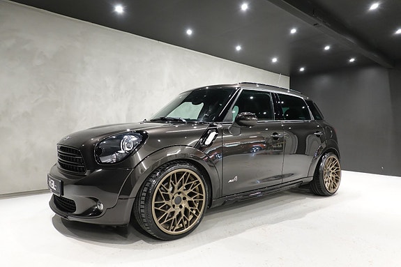 MINI Countryman-Serie 4 of 30