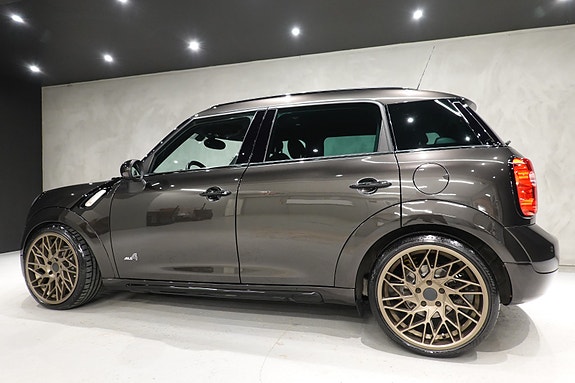 MINI Countryman-Serie 7 of 30