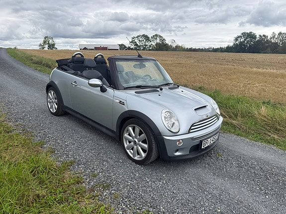 MINI Cooper S 9 of 29