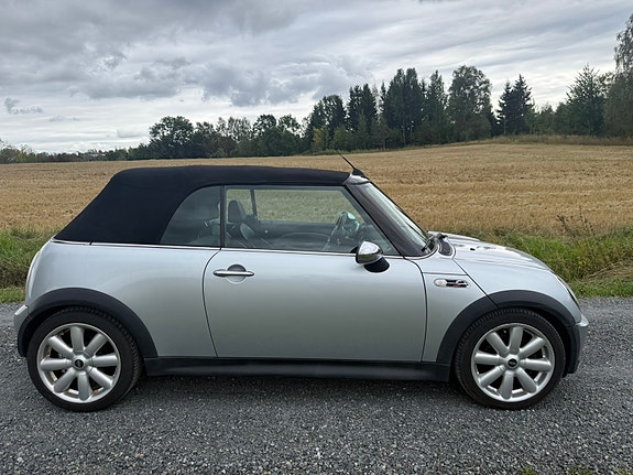 MINI Cooper S 26 of 29