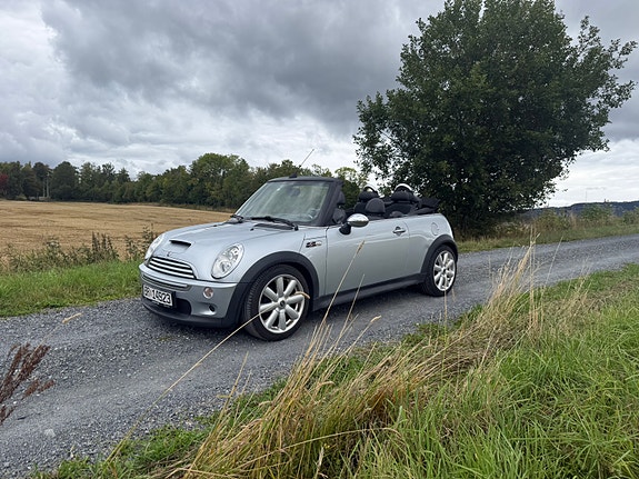 MINI Cooper S 4 of 29