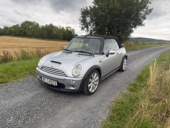 MINI Cooper S 24 of 29