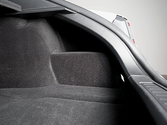 Tesla Model S 27 of 27