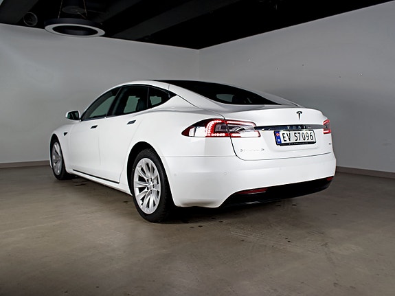 Tesla Model S 6 of 27