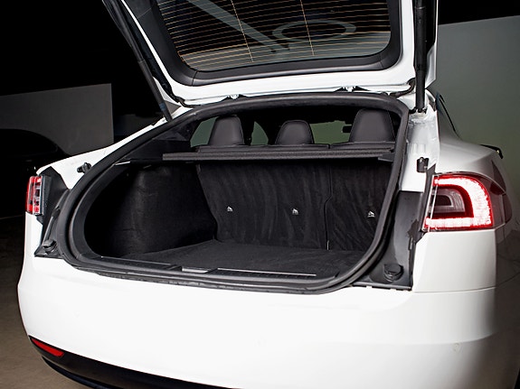 Tesla Model S 25 of 27