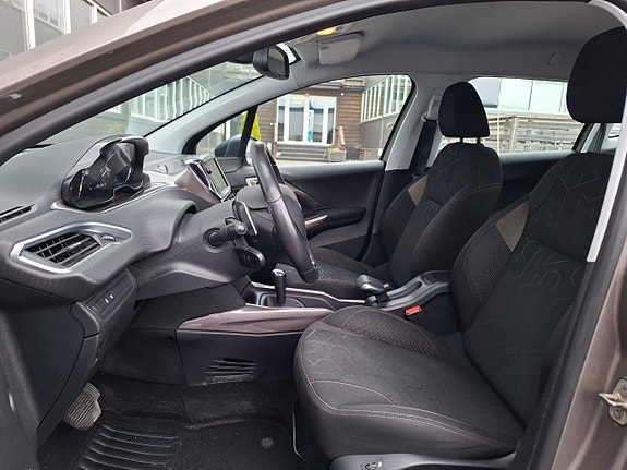 Peugeot 2008 9 of 25