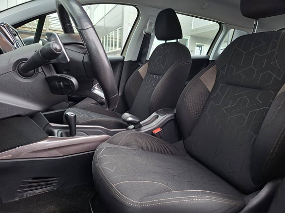 Peugeot 2008 10 of 25