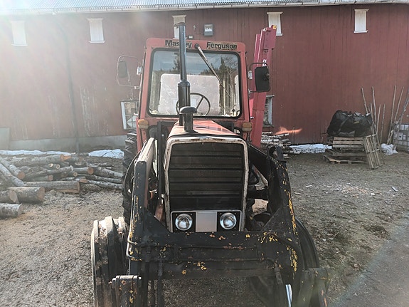 Massey Ferguson 590 4 of 7
