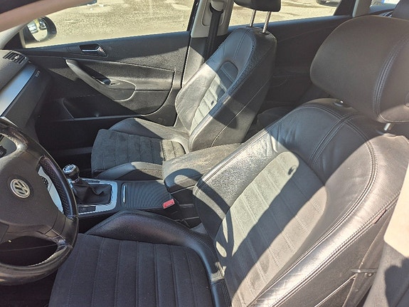 Volkswagen Passat 7 of 8