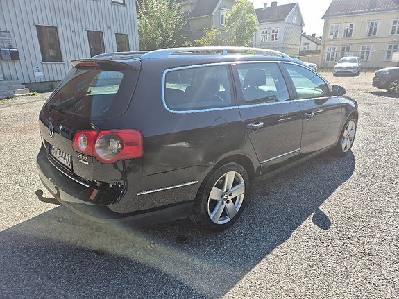 Volkswagen Passat 5 of 8