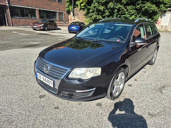 Volkswagen Passat 3 of 8