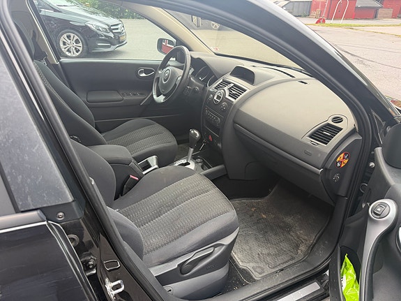 Renault Megane 8 of 13