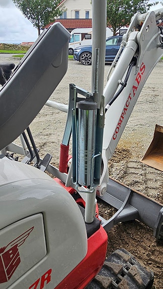 Takeuchi Abs Tb 217r 4 of 4