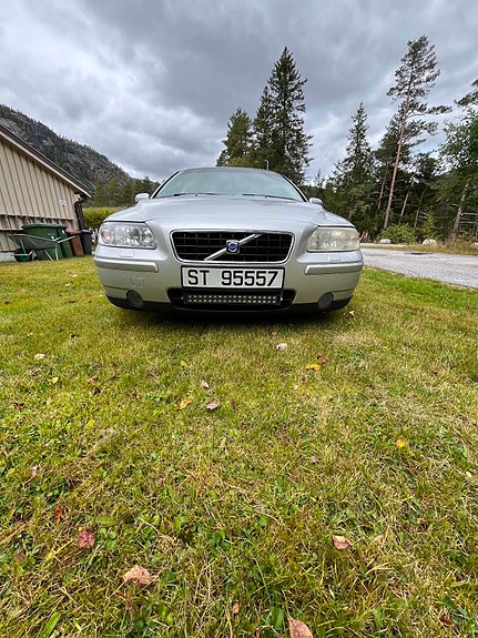 Volvo S60 3 of 15