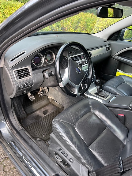 Volvo S80 10 of 17