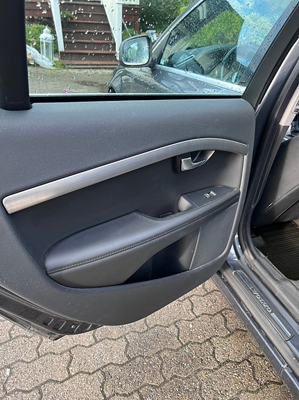Volvo S80 4 of 17