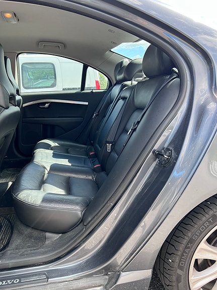 Volvo S80 13 of 17