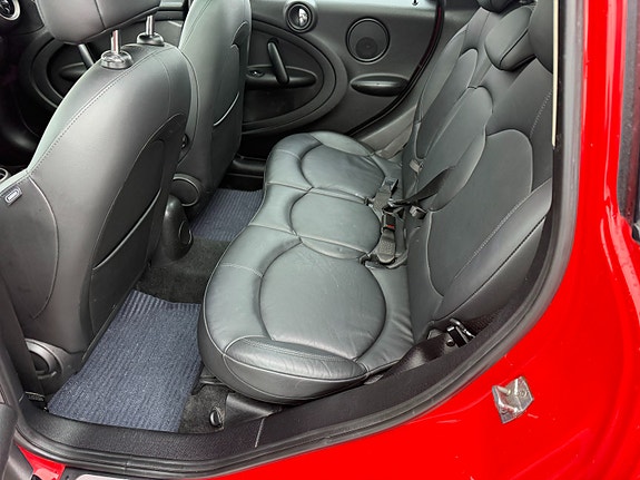 MINI Cooper 10 of 17