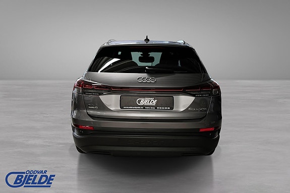 Audi Q4 e-tron 6 of 16