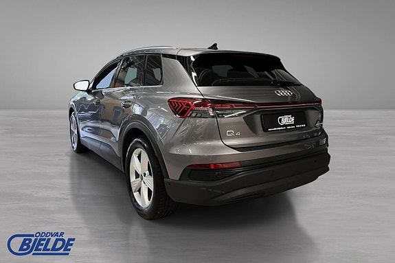 Audi Q4 e-tron 7 of 16