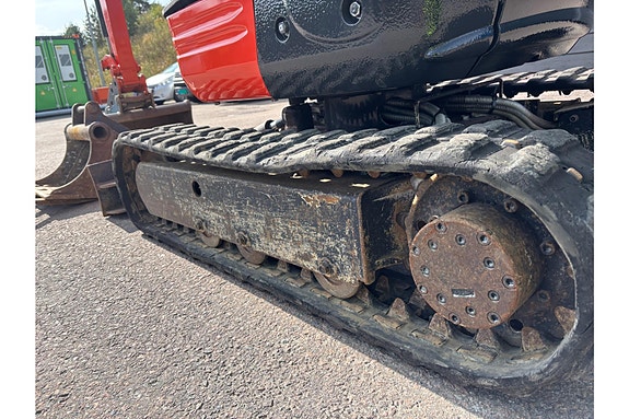 Kubota U10 - 3 28 of 30