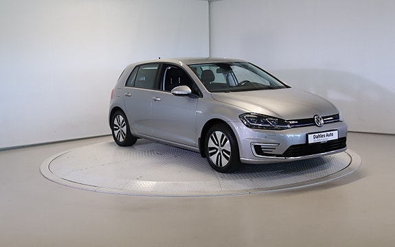 Volkswagen e-Golf VII 7 of 30