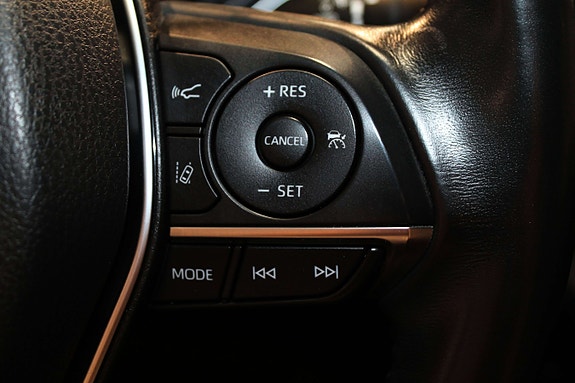 Toyota Camry 29 of 30