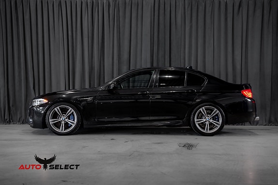 BMW M5 12 of 30
