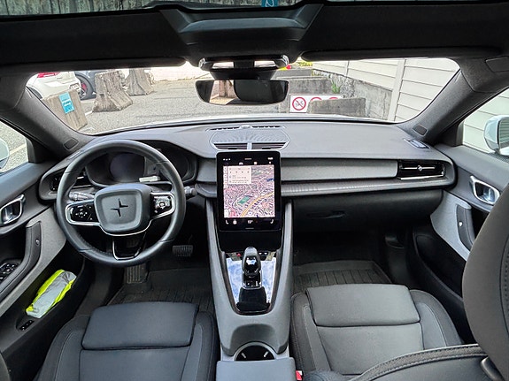 Polestar 2 11 of 13