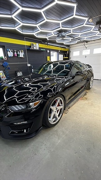 Ford Mustang 26 of 26