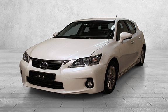 Lexus CT200h 5 of 30