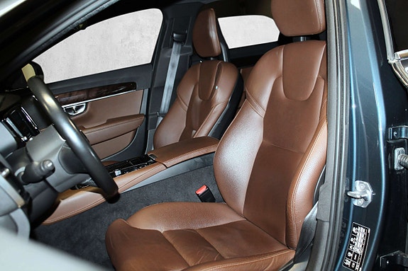 Volvo V90 25 of 30