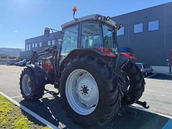 Massey Ferguson 4270 TRIMA 480 LASTER 2000, kr 319 000,-
