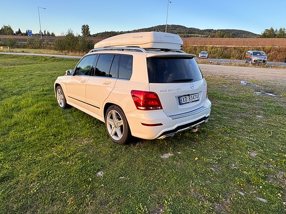Mercedes-Benz GLK220 10 of 30