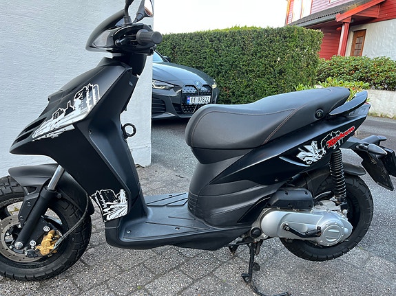 Piaggio Typhon 50 4 of 7