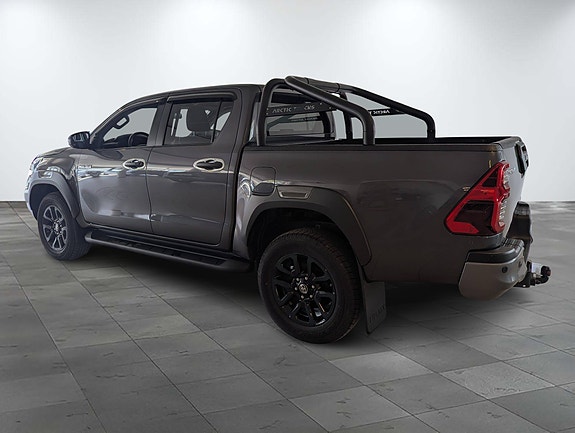 Toyota HiLux 5 of 30