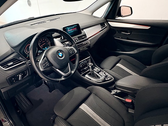 BMW 225xe 5 of 20